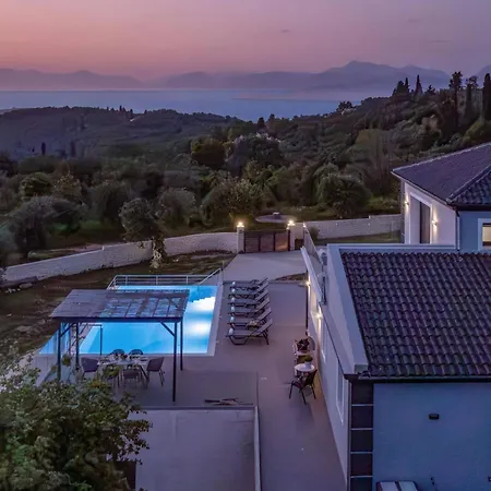 Villa Ioannis By Agnítsini